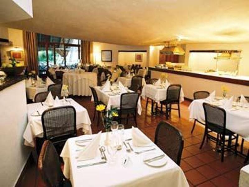 Protea Hotel By Marriott Oudtshoorn Riempie Estate Zewnętrze zdjęcie