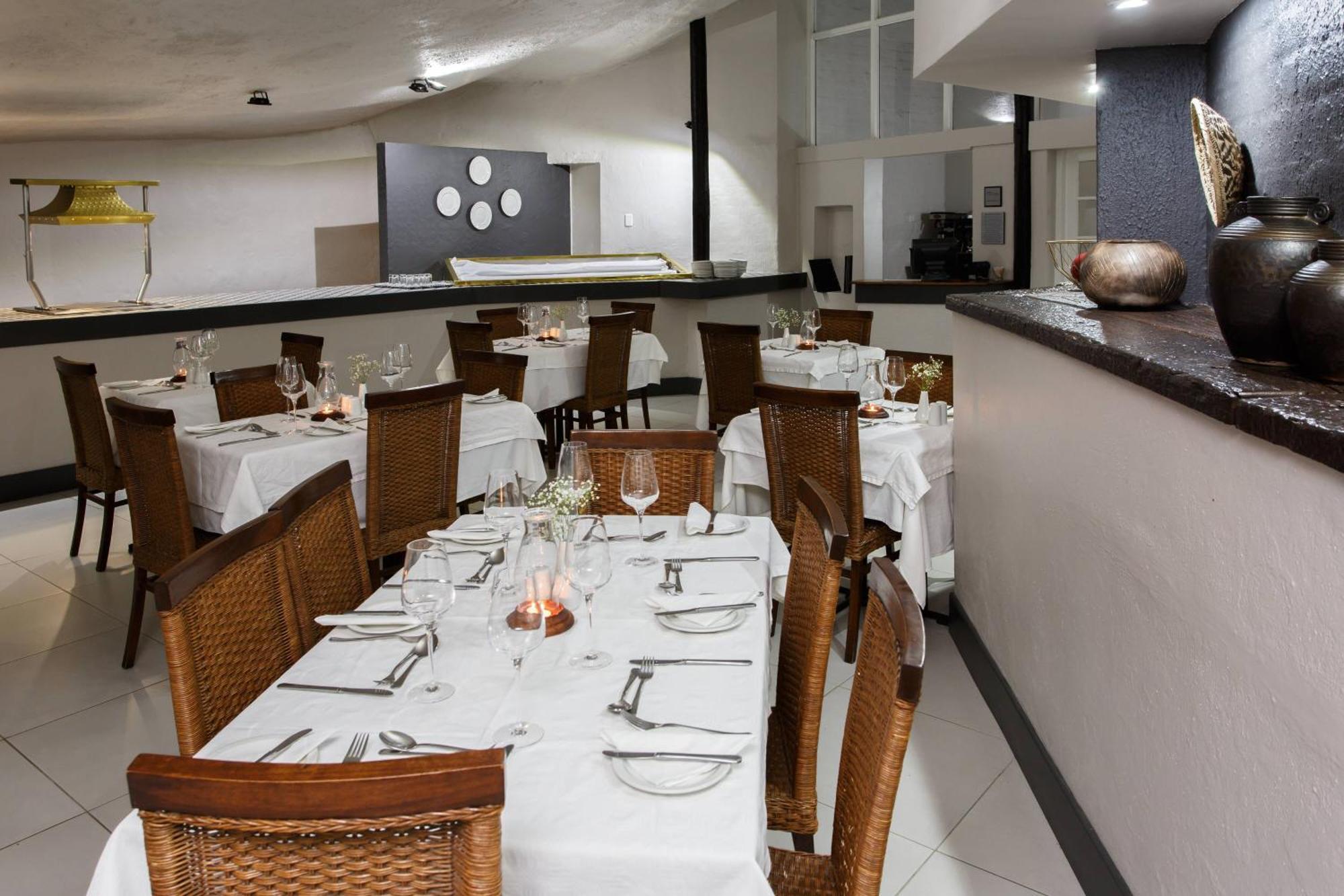Protea Hotel By Marriott Oudtshoorn Riempie Estate Zewnętrze zdjęcie