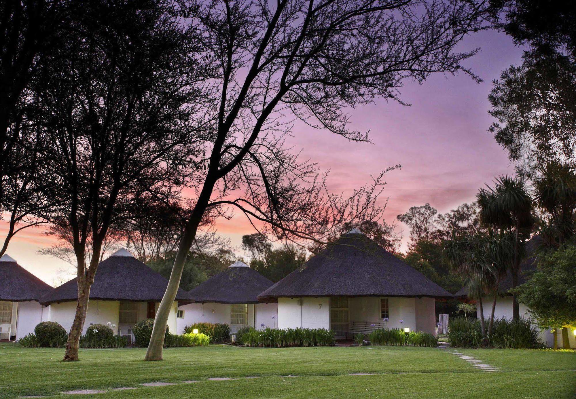 Protea Hotel By Marriott Oudtshoorn Riempie Estate Zewnętrze zdjęcie